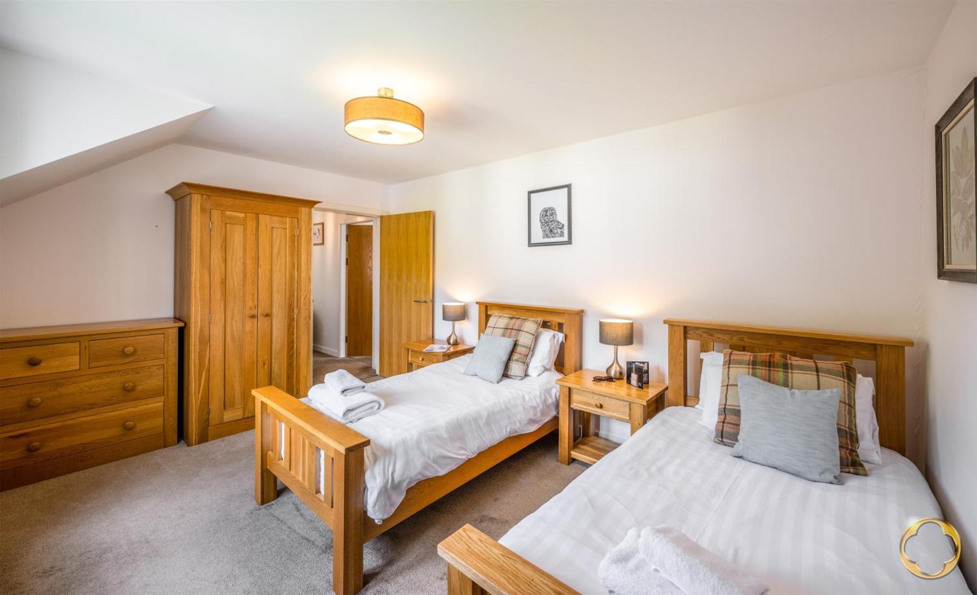 Апартаменты Highland Club Direct Форт Аугустус Экстерьер фото